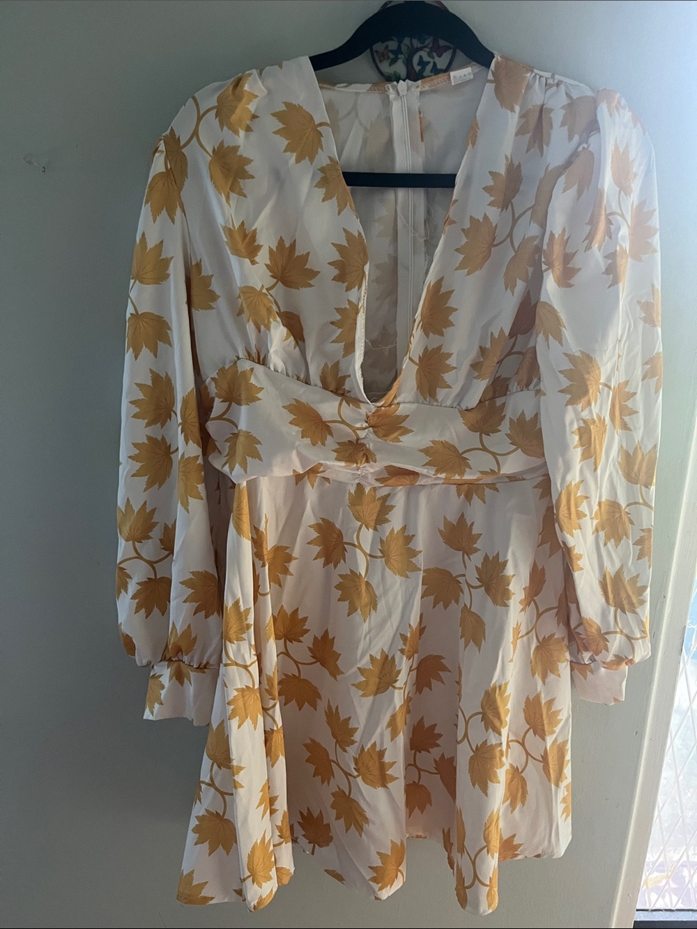 White Floral V-Neck Long Sleeve Dress in Mustard Leaf Print